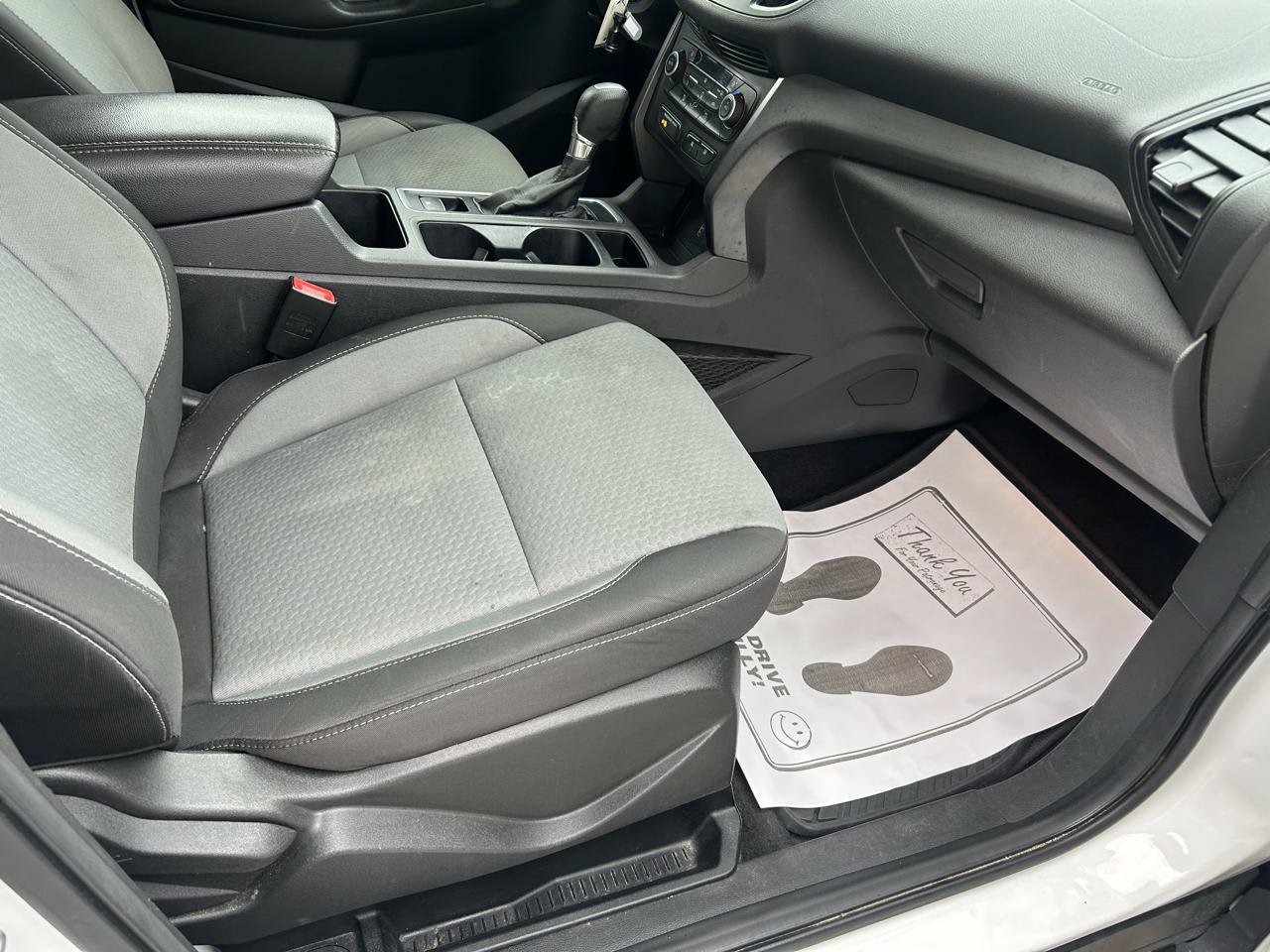 Used 2017 Ford Escape SE FWD image 12
