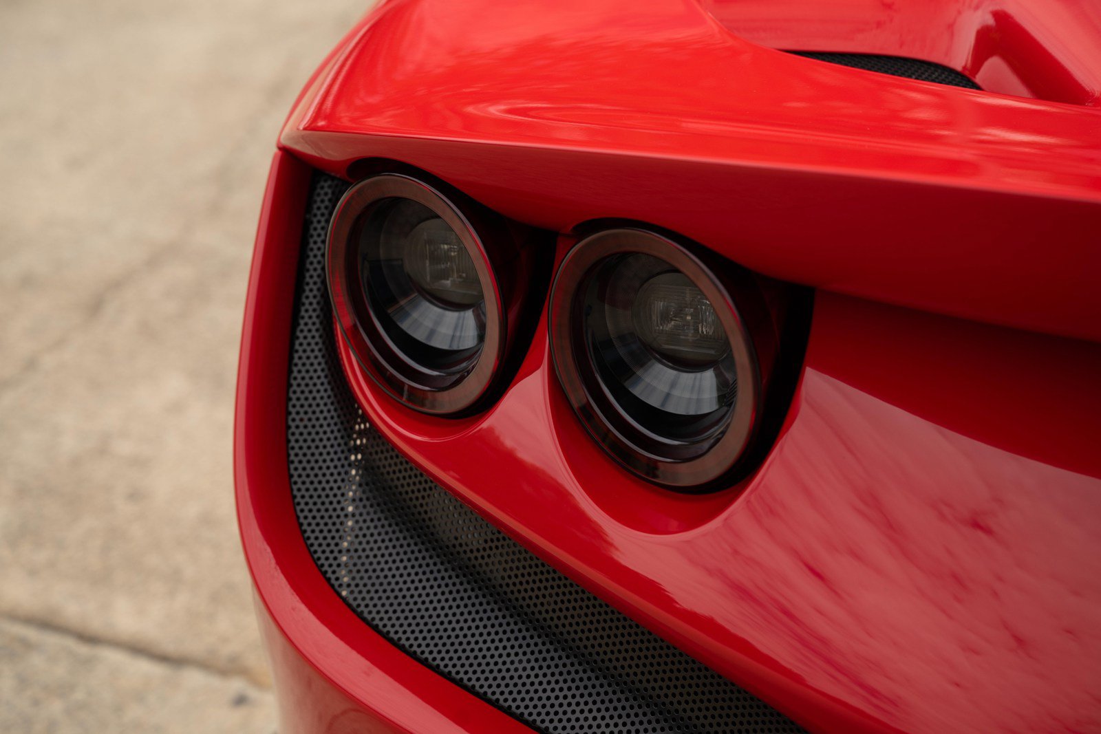 Used 2023 Ferrari F8 Tributo RWD image 21