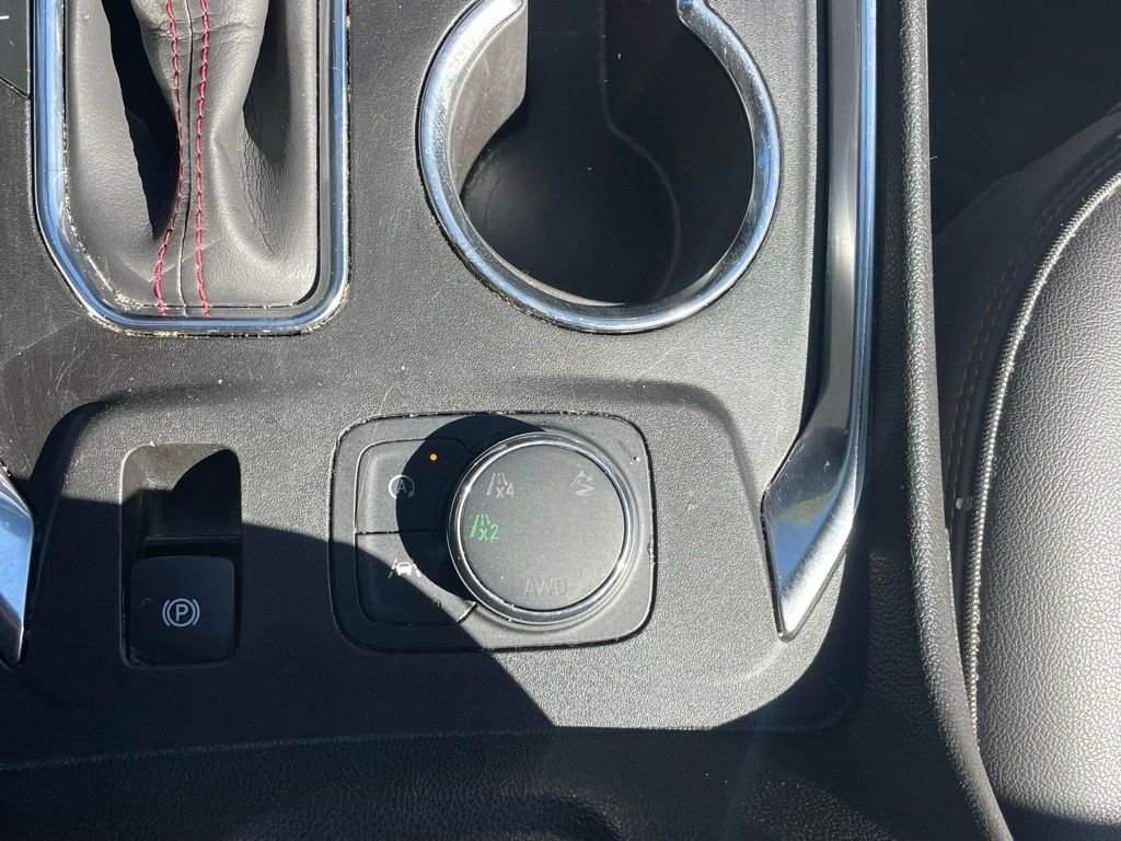 Used 2023 Chevrolet Traverse RS AWD/4WD image 43