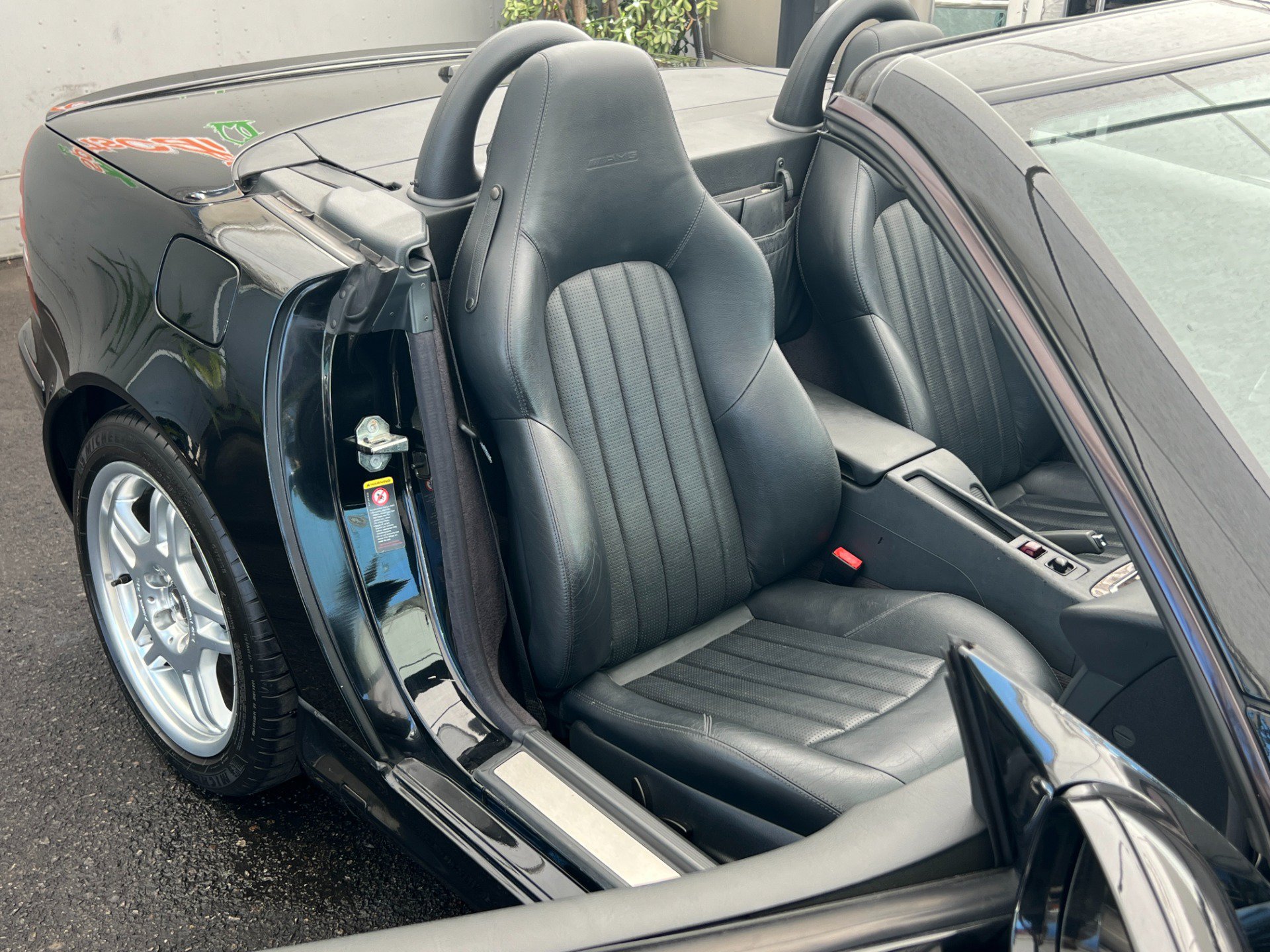Used 2002 Mercedes-Benz SLK 32 AMG image 18