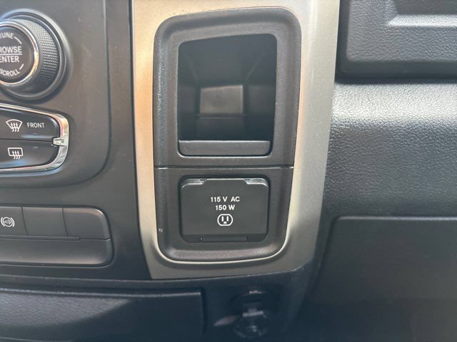Used 2018 RAM 2500 Laramie w/ Sport Appearance Group AWD/4WD image 33