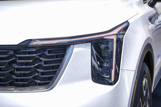 New 2026 Kia Sorento S FWD image 12