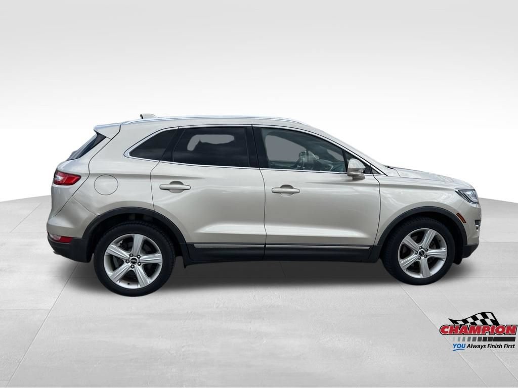 Used 2017 Lincoln MKC Premiere FWD image 7