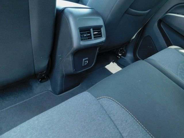 Used 2024 Chevrolet Equinox LT image 21