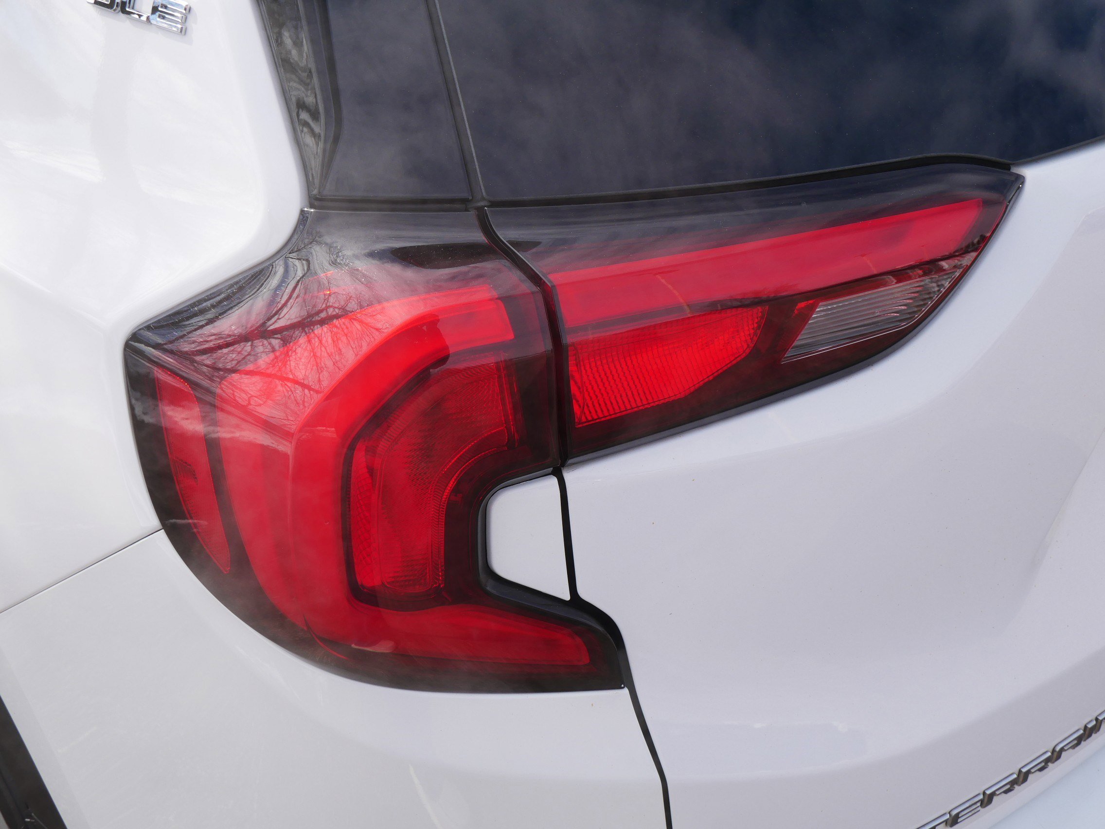 Used 2018 GMC Terrain SLE w/ Driver Convenience Package image 17