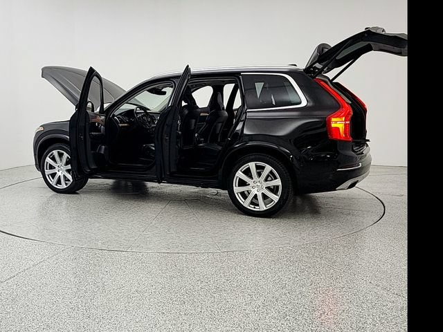 Used 2019 Volvo XC90 T6 Inscription w/ Advanced Package AWD/4WD image 12