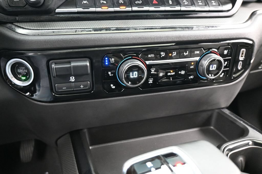 Used 2024 Chevrolet Silverado 1500 ZR2 w/ Technology Package AWD/4WD image 29
