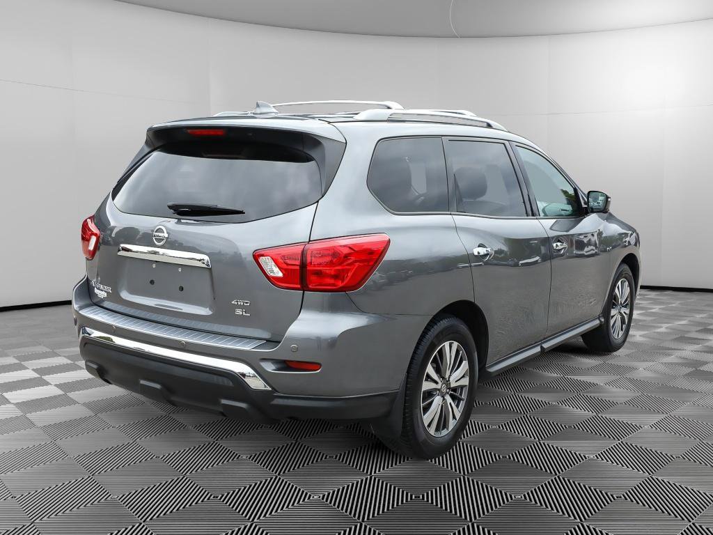 Used 2019 Nissan Pathfinder SL AWD/4WD image 9