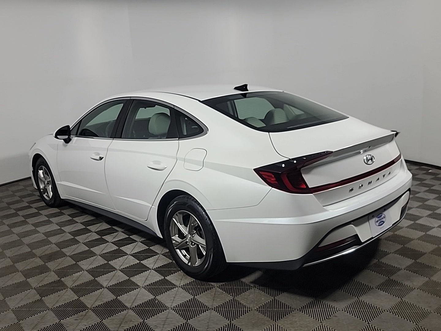 Used 2022 Hyundai Sonata SE image 10