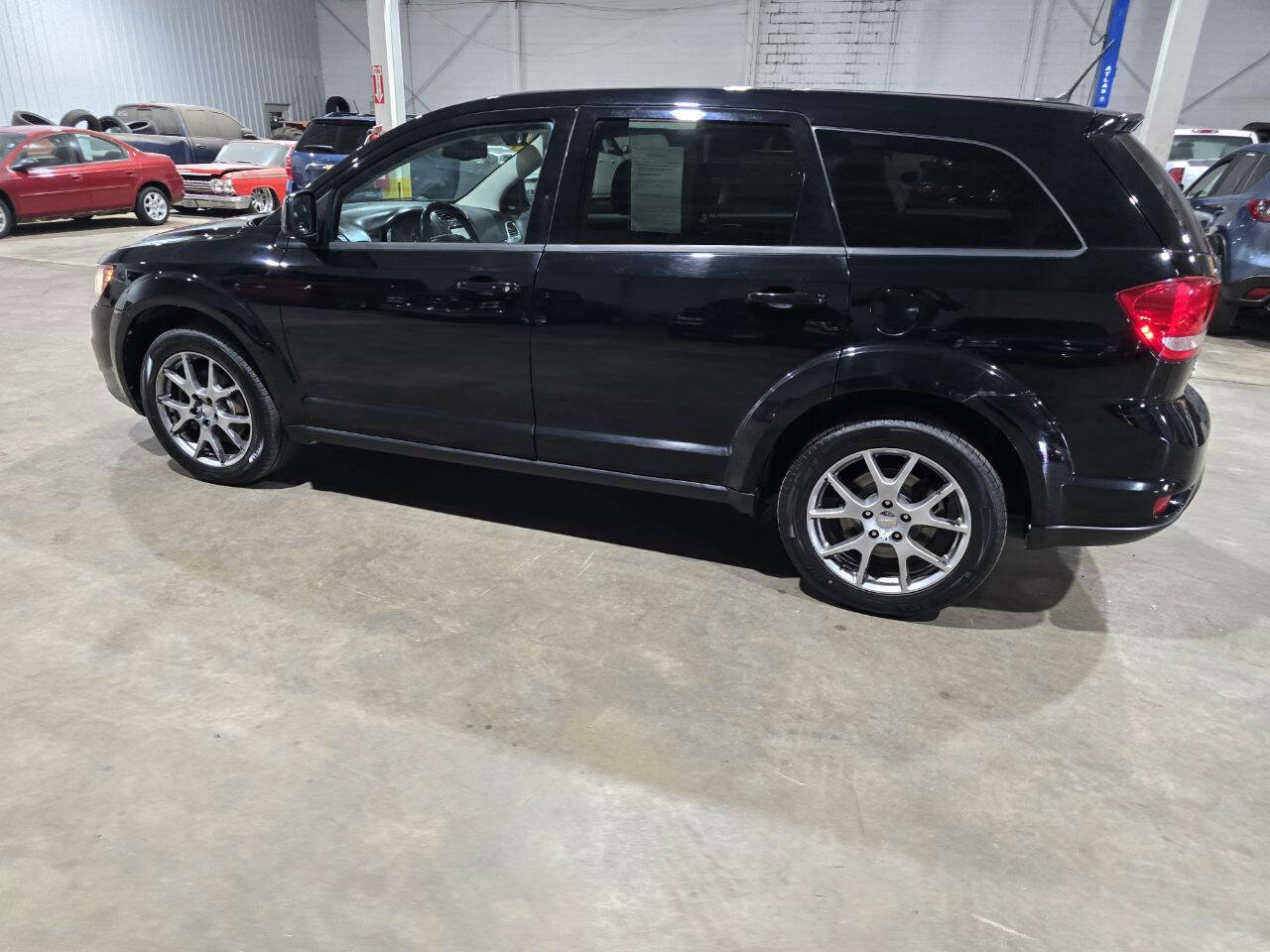 Used 2015 Dodge Journey R/T w/ Flexible Seating Group image 6