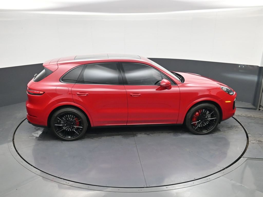 Used 2023 Porsche Cayenne Turbo w/ Premium Package Plus image 36