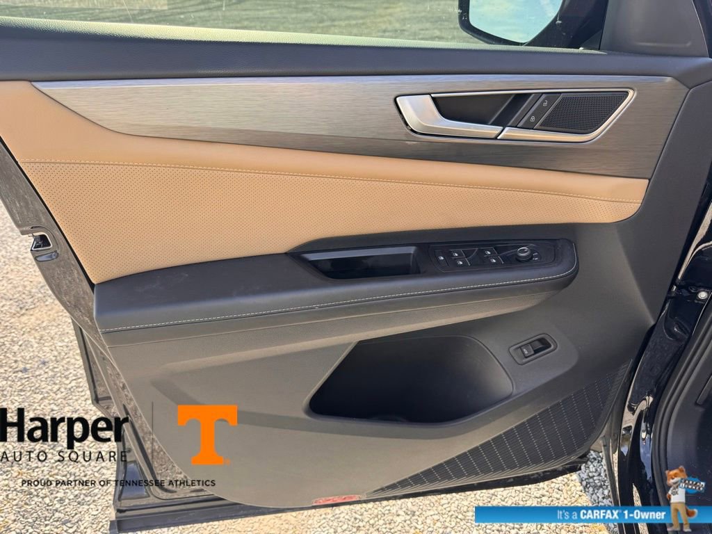 Used 2024 Volkswagen Atlas Cross Sport SE image 19