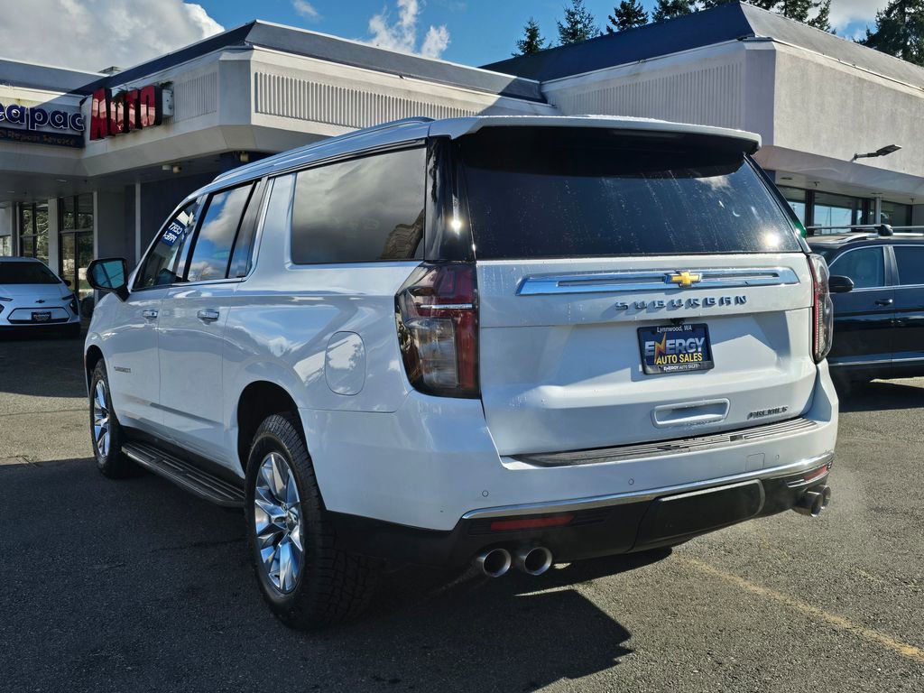 Used 2023 Chevrolet Suburban Premier AWD/4WD image 5