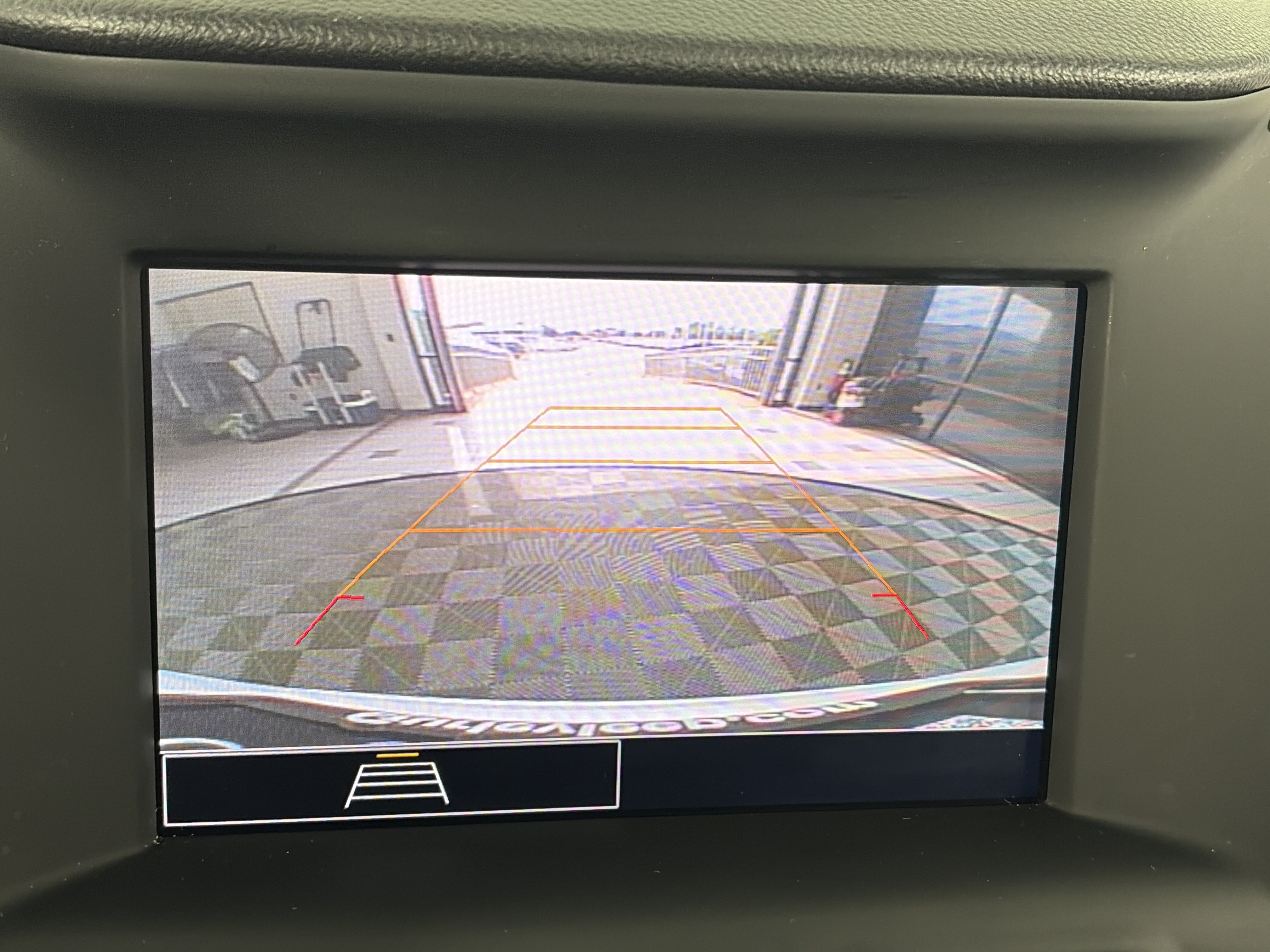 Used 2023 GMC Terrain SLE FWD image 19