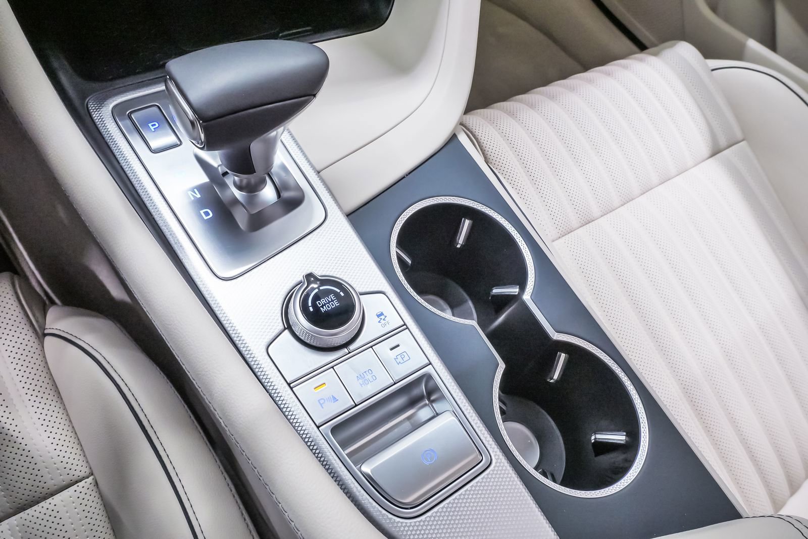 Certified 2026 Genesis G70 2.5T Prestige image 18