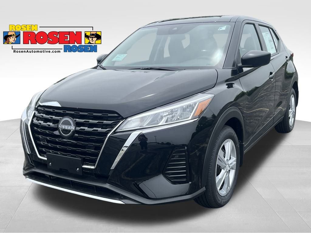 New 2025 Nissan Kicks Play S