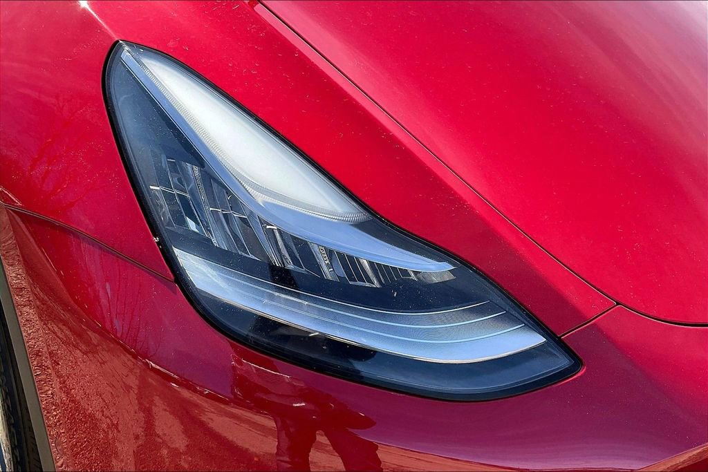 Used 2021 Tesla Model Y Long Range image 31