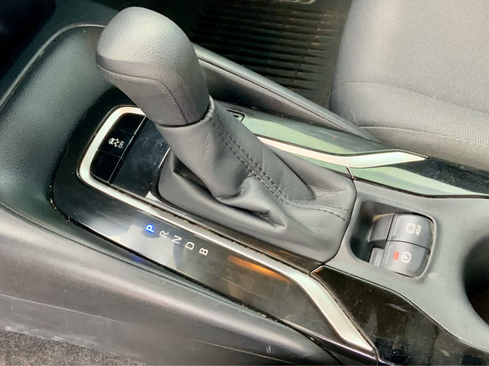 Used 2020 Toyota Corolla LE image 43