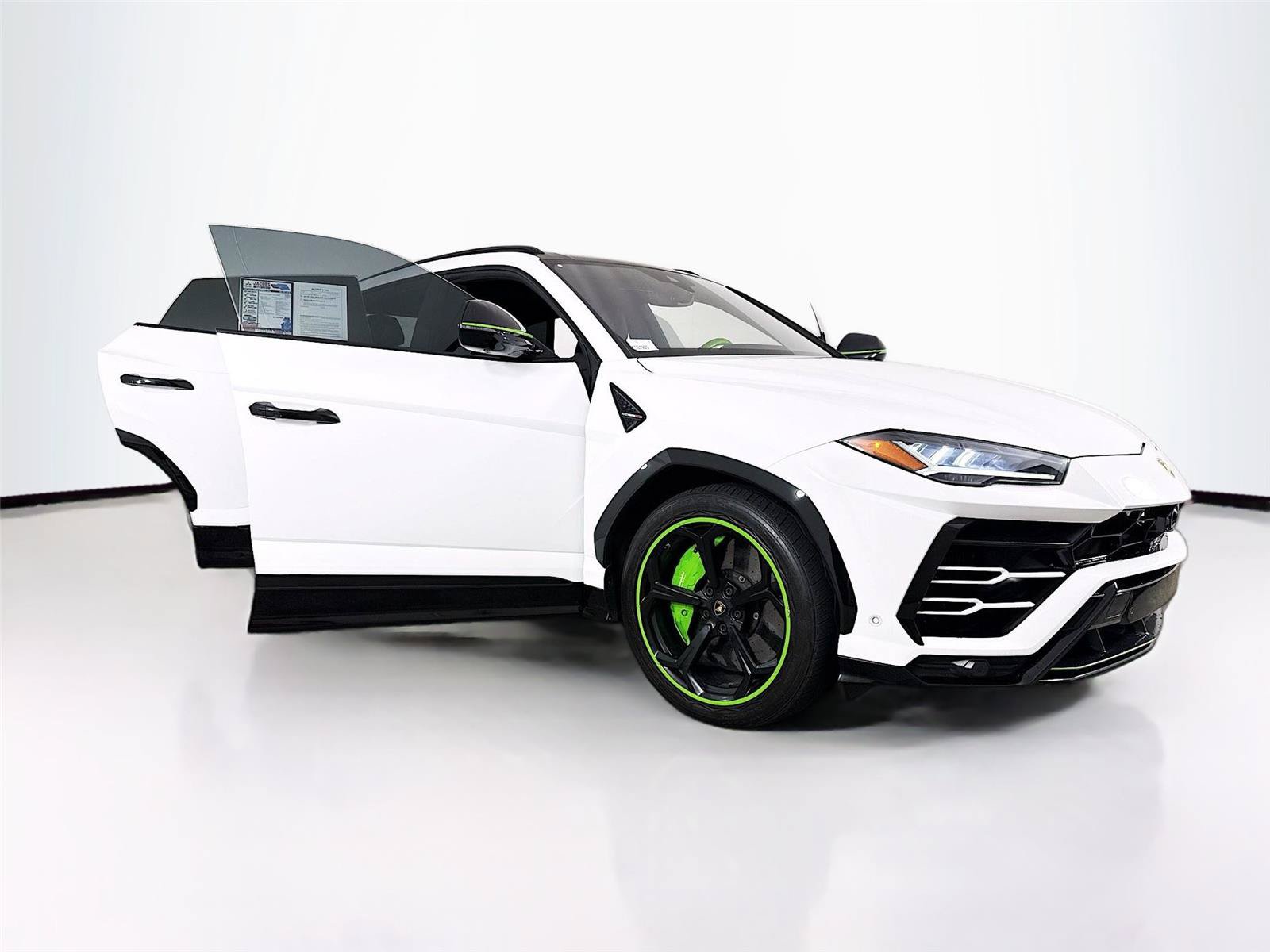 Used 2019 Lamborghini Urus AWD/4WD image 39