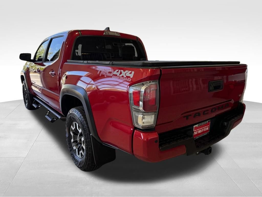 Used 2020 Toyota Tacoma TRD Off-Road w/ Technology Package AWD/4WD image 4