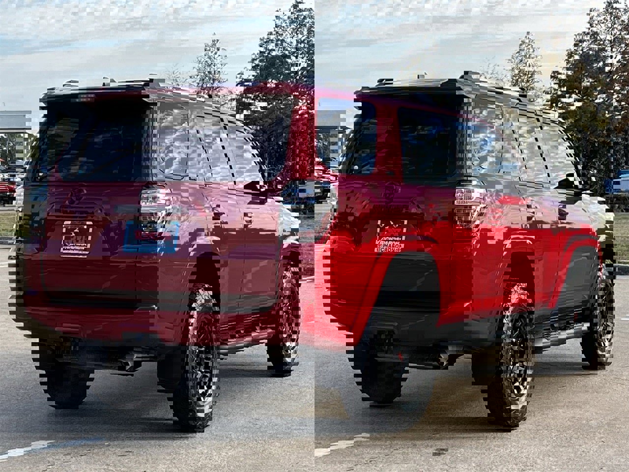 Used 2023 Toyota 4Runner SR5 Premium image 4