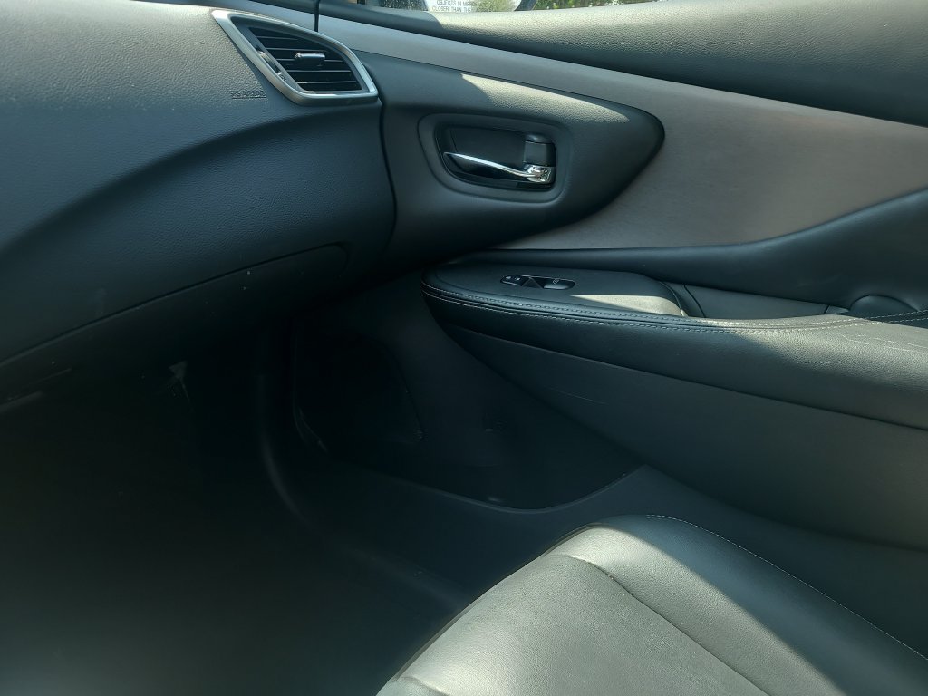 Certified 2024 Nissan Murano SV FWD image 21