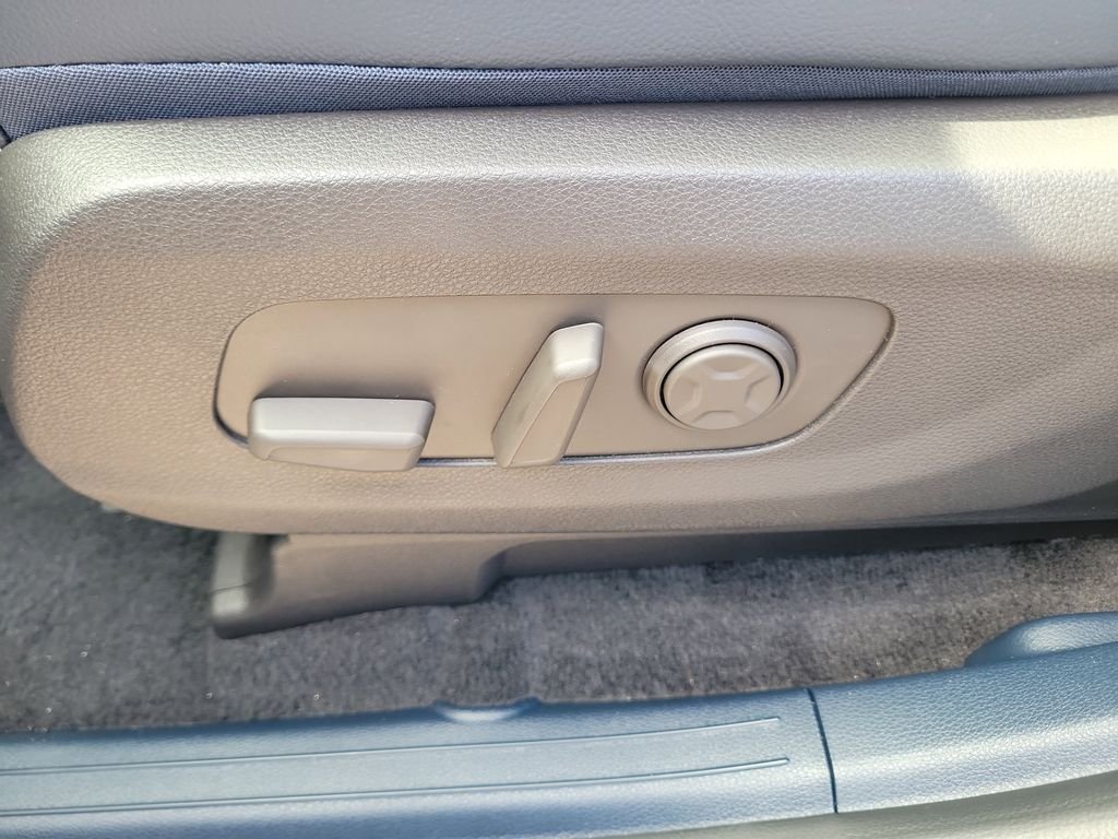 New 2026 Kia Carnival SX Prestige FWD image 25