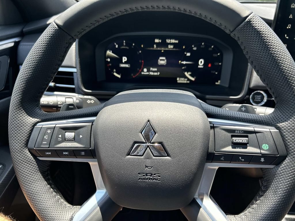 New 2026 Mitsubishi Outlander SEL Black Edition FWD image 34