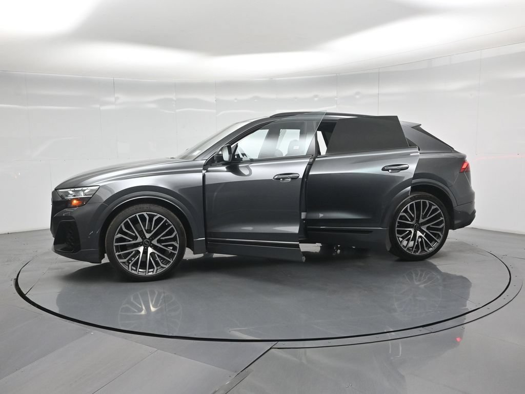 Used 2025 Audi SQ8 Premium Plus AWD/4WD image 31