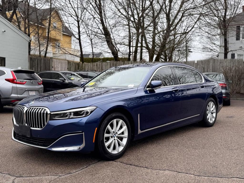 Used 2021 BMW 740i xDrive image 2