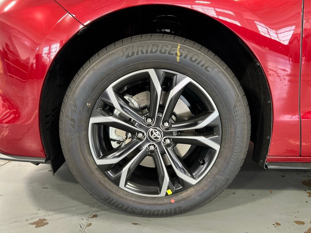 New 2026 Toyota Sienna Platinum AWD/4WD image 6