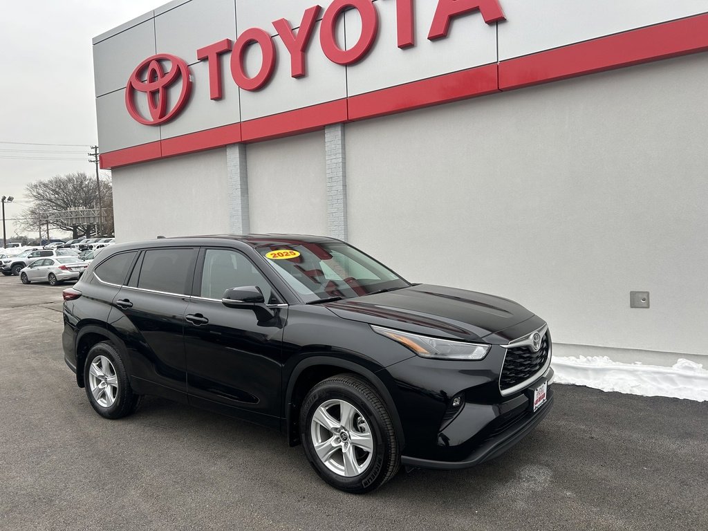 Certified 2025 Toyota Highlander LE