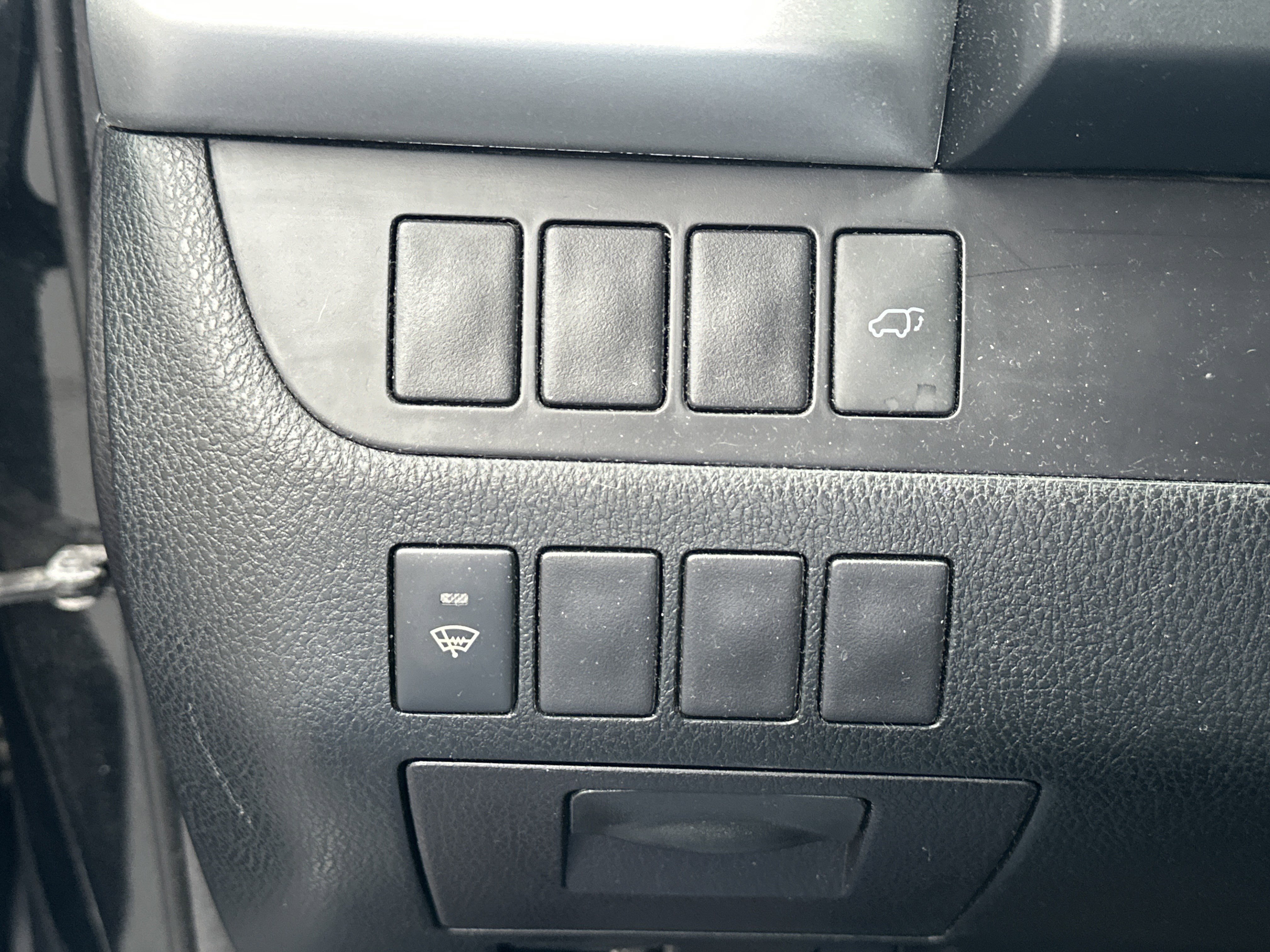 Used 2016 Toyota Highlander XLE image 23