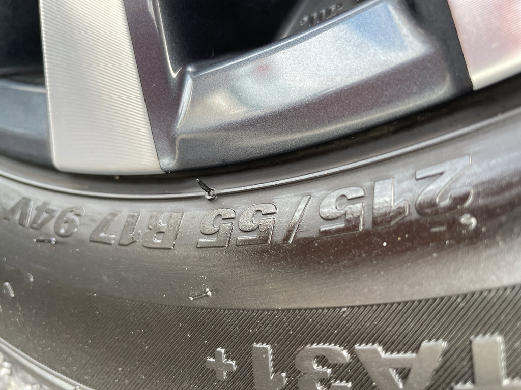 Used 2025 Nissan Altima 2.5 SV FWD image 25