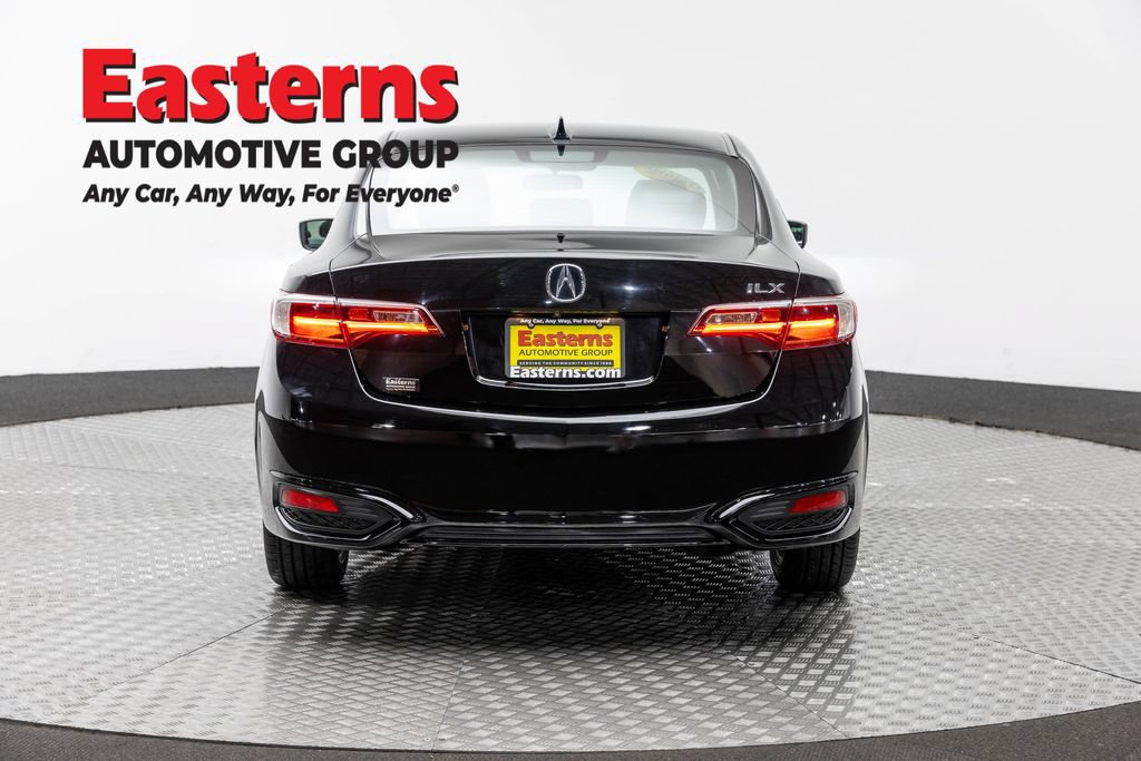 Used 2018 Acura ILX FWD image 6
