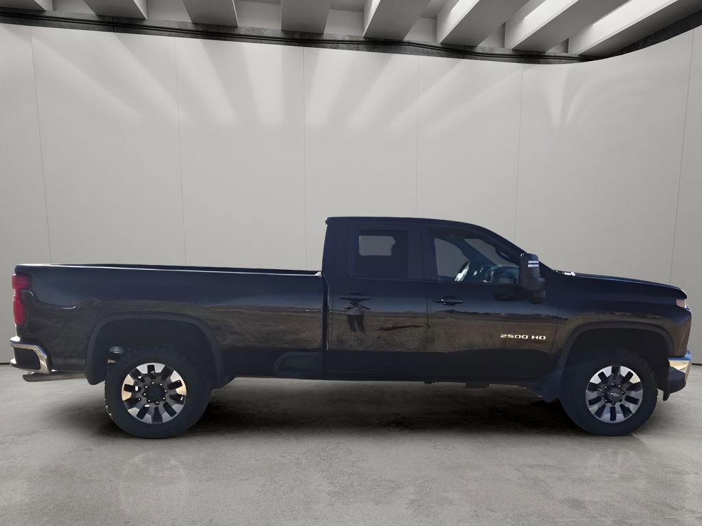 Used 2022 Chevrolet Silverado 2500 LT w/ Convenience Package image 7