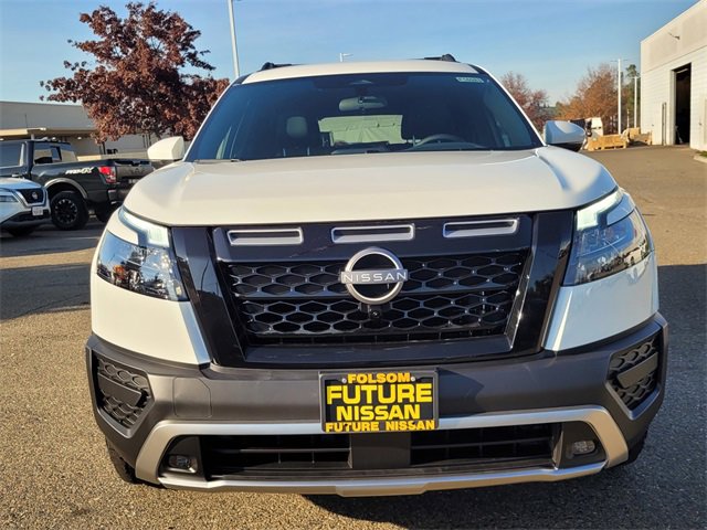 New 2025 Nissan Pathfinder Rock Creek image 3