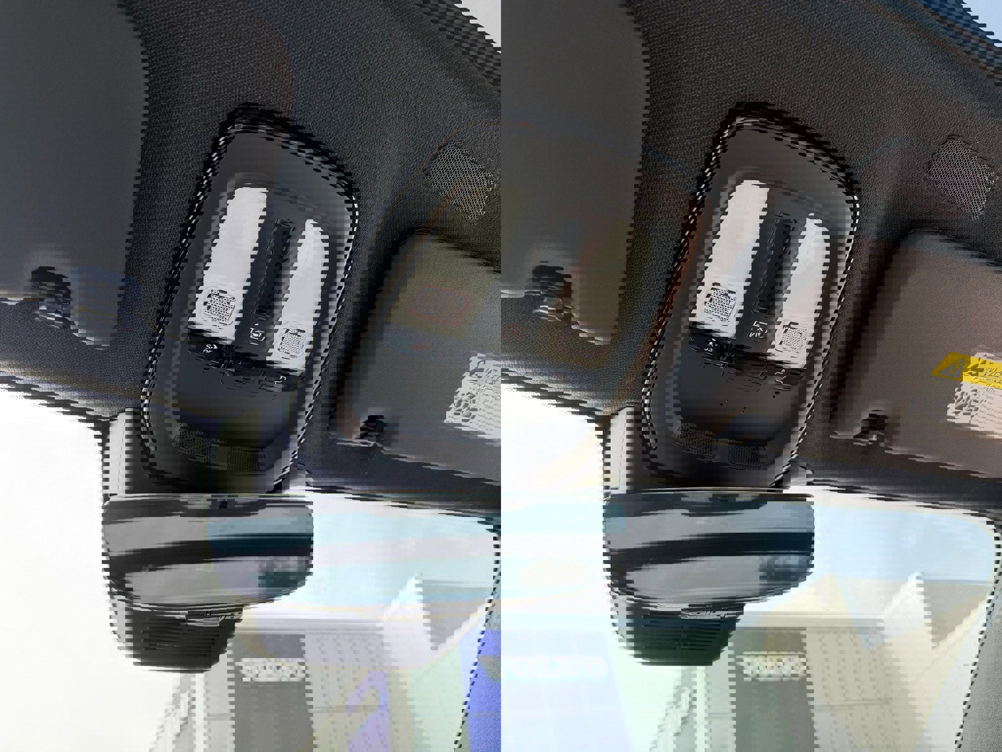 New 2026 Volvo EX40 Plus w/ Protection Package Premier image 15