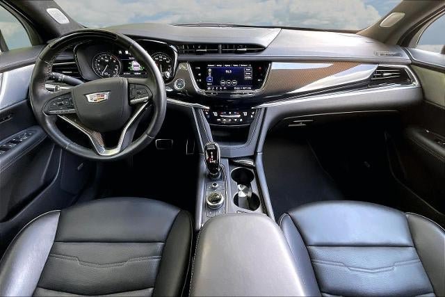 Used 2025 Cadillac XT6 Sport w/ Platinum Package AWD/4WD image 7