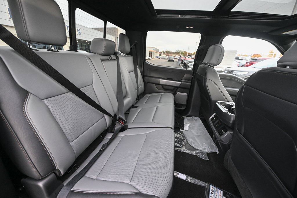 New 2025 Ford F150 Lightning Lariat image 25