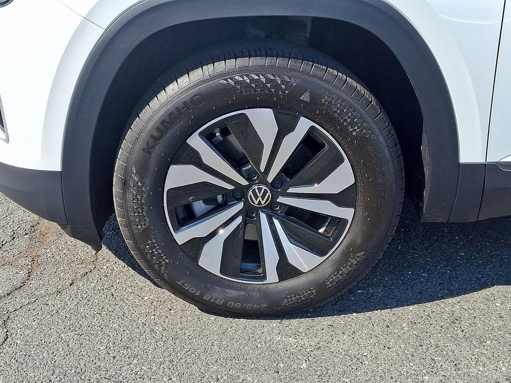 Used 2026 Volkswagen Atlas SE AWD/4WD image 8