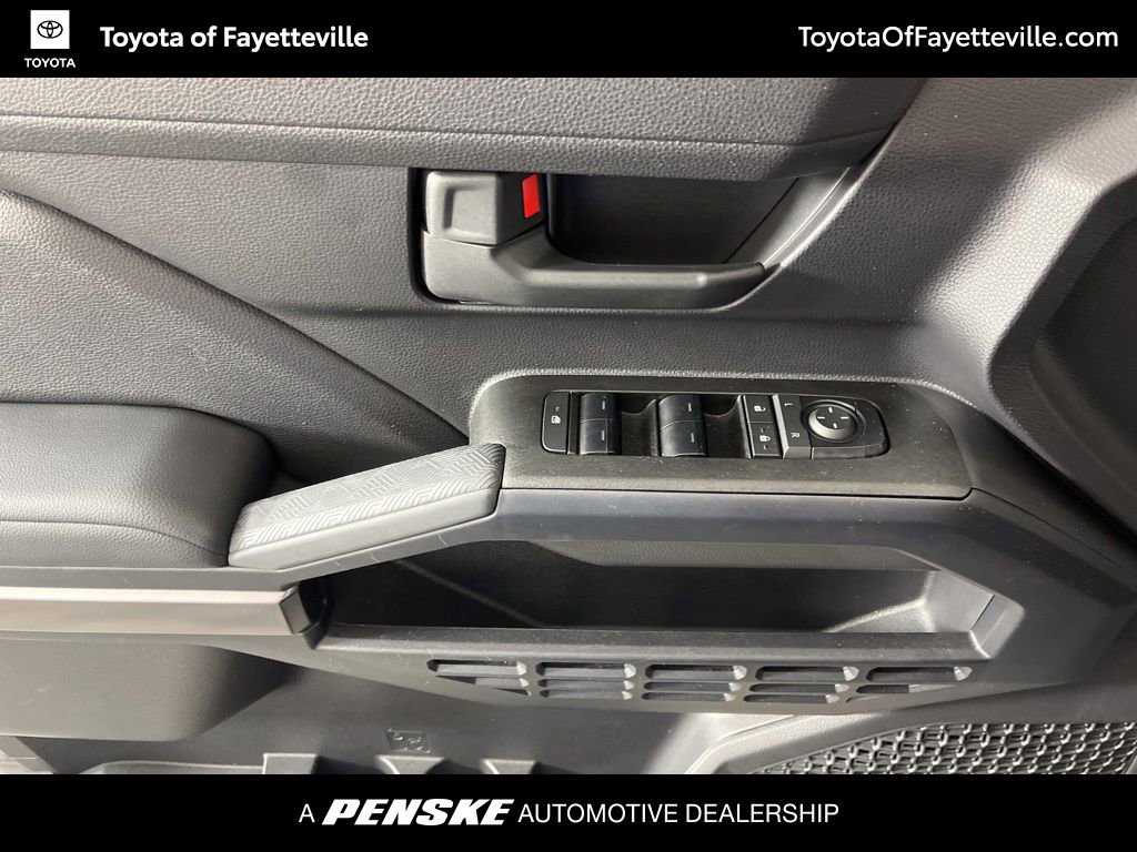 Certified 2025 Toyota 4Runner SR5 AWD/4WD image 25