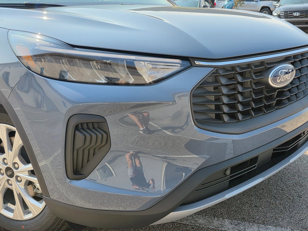 New 2025 Ford Escape Active image 11
