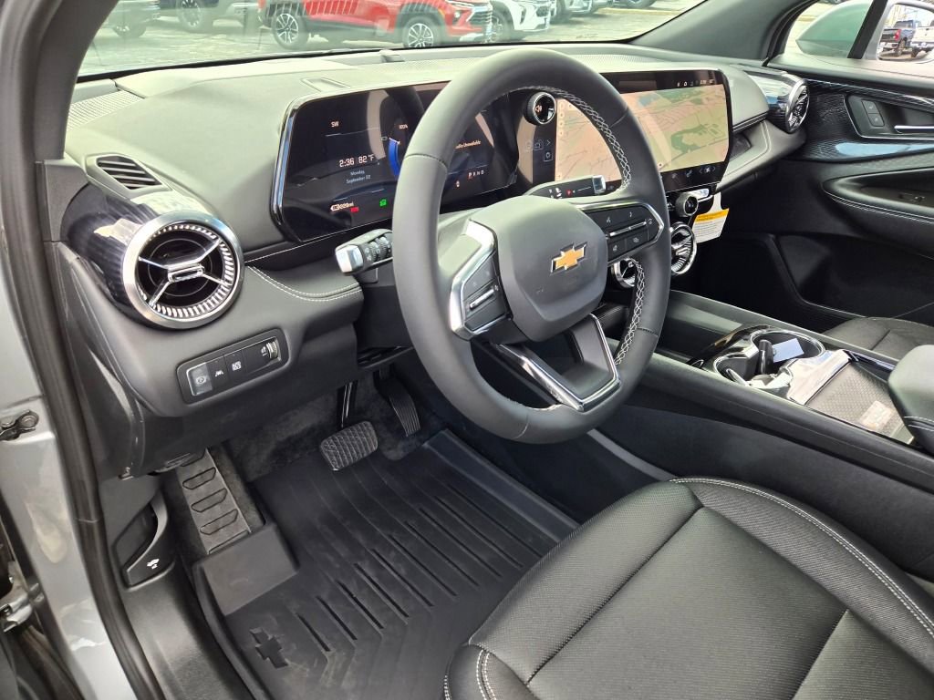 New 2026 Chevrolet Blazer EV LT image 18