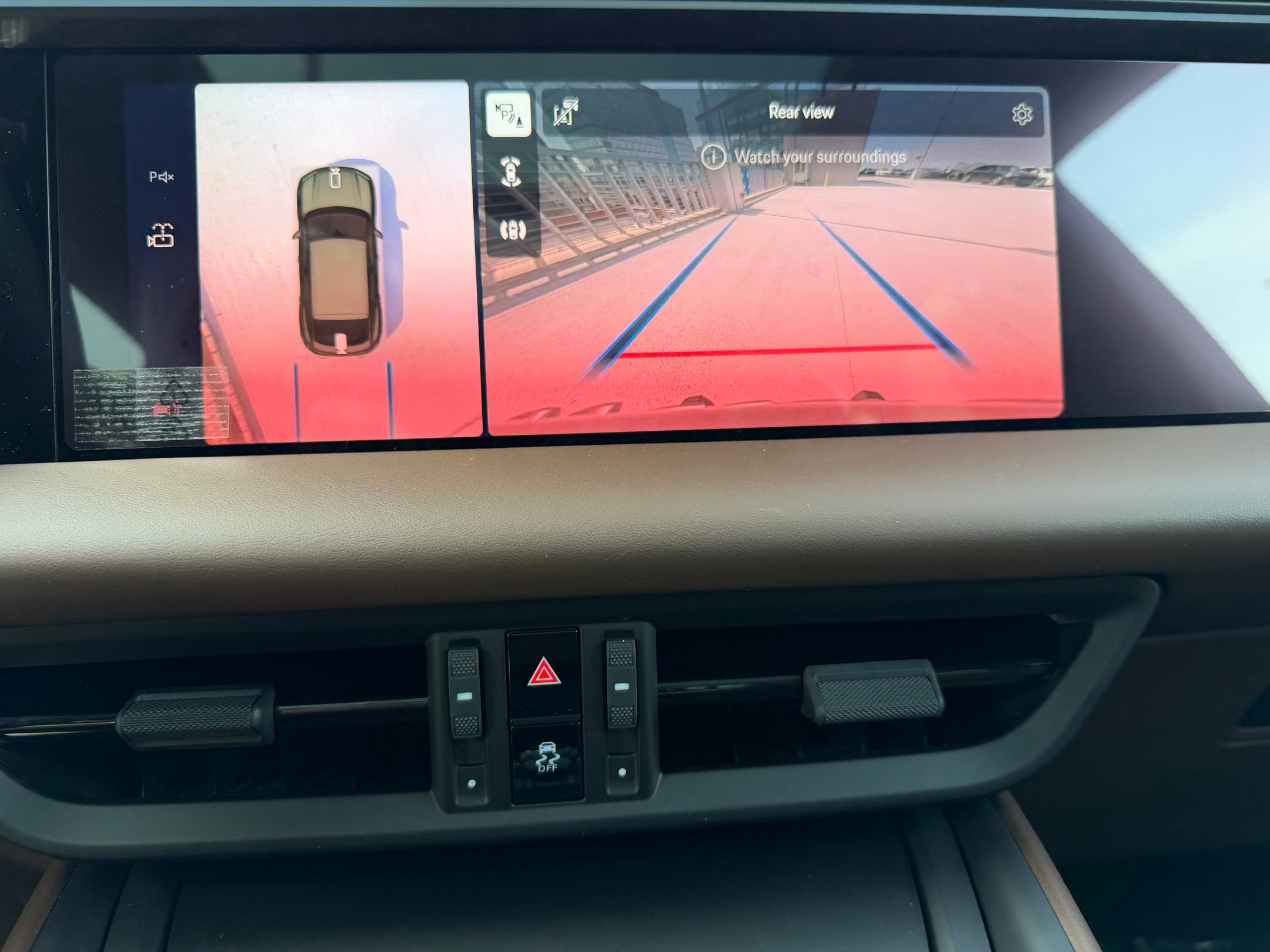 New 2026 Porsche Macan 4 Electric AWD/4WD image 31