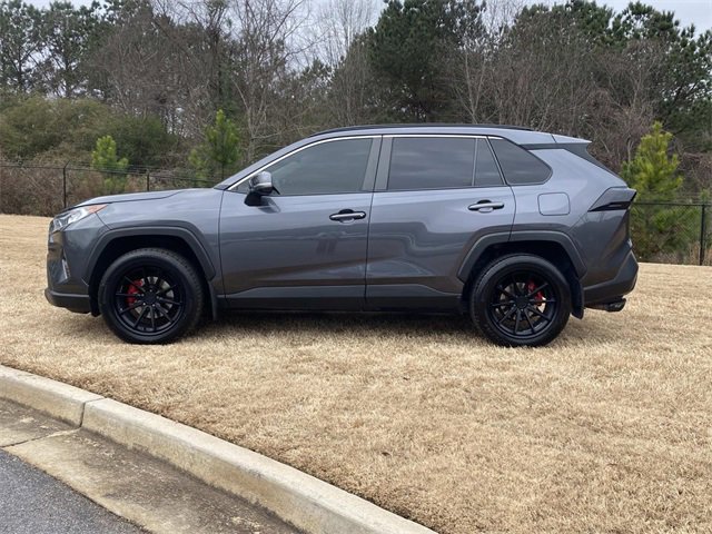 Used 2019 Toyota RAV4 XLE image 9
