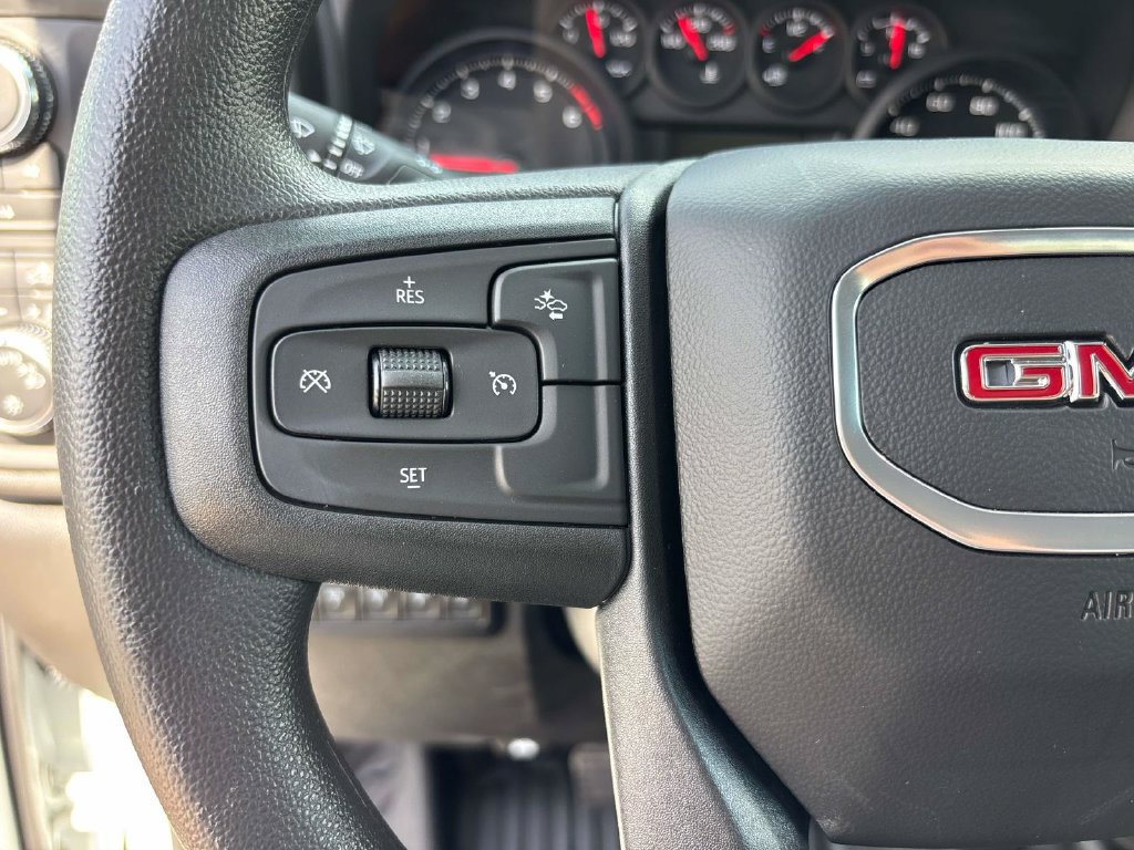 Used 2025 GMC Sierra 3500 Pro w/ Convenience Package AWD/4WD image 19