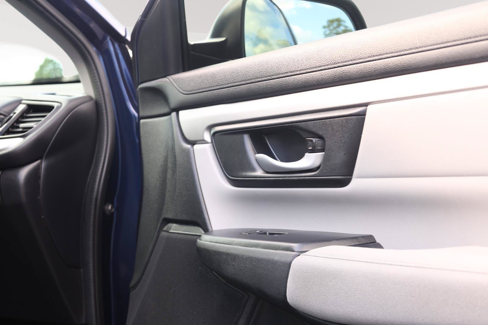 Used 2019 Honda CR-V LX image 21
