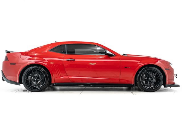 Used 2015 Chevrolet Camaro Z/28 RWD image 5