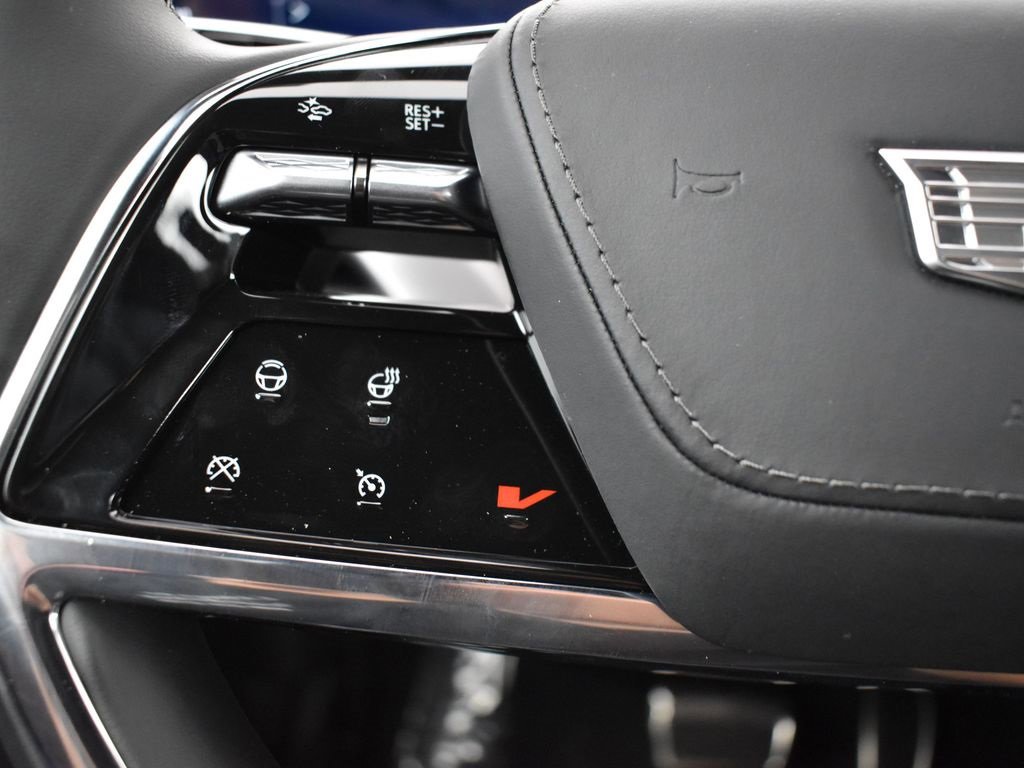 New 2026 Cadillac Vistiq Premium Luxury w/ LPO, Floor Liner Package image 17